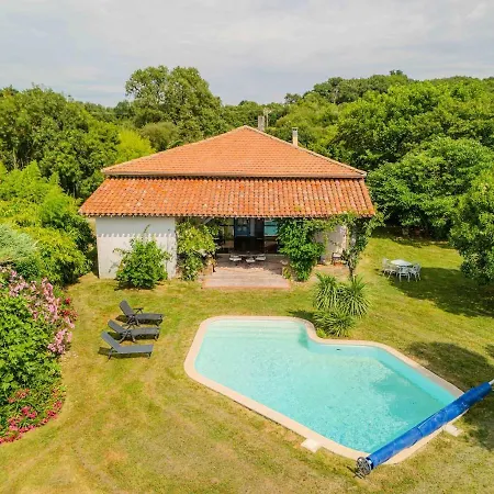 Casa de Férias Le Boucaou, Charme Et Serenite Proche Toulouse Sabonneres